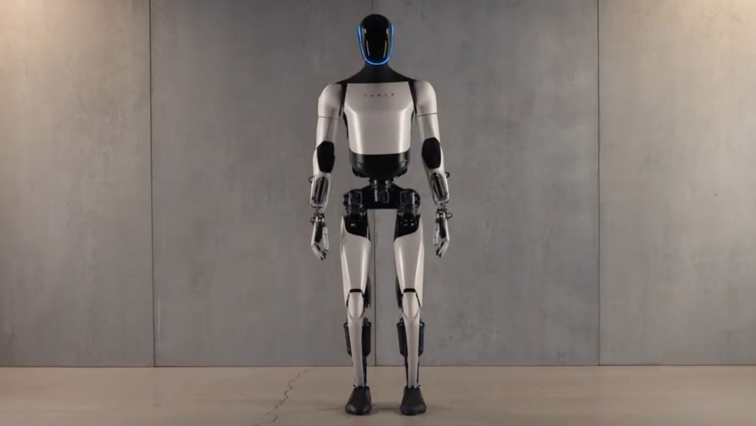 Increíbles actualizaciones en el robot humanoide de Tesla.