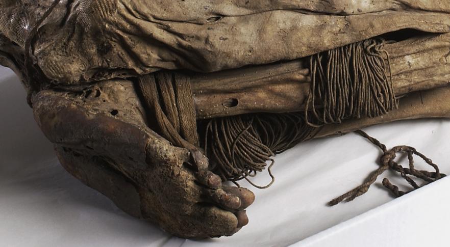 Ilustración: detalle de una momia preincaica.